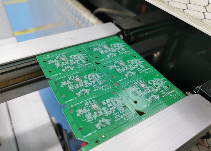 緑の高いTg Hdiの高密度多層印刷配線基板